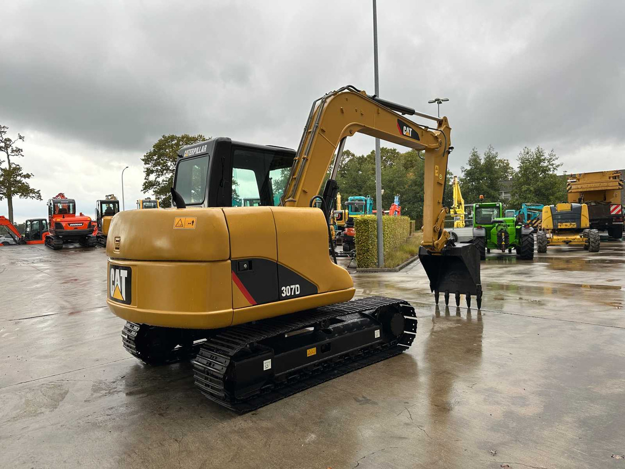 CATERPILLAR - 2013 - 307D - MIDI EXCAVATOR - Excavator: picture 4 CATERPILLAR - 2013 - 307D - MIDI EXCAVATOR - Excavator: picture 4