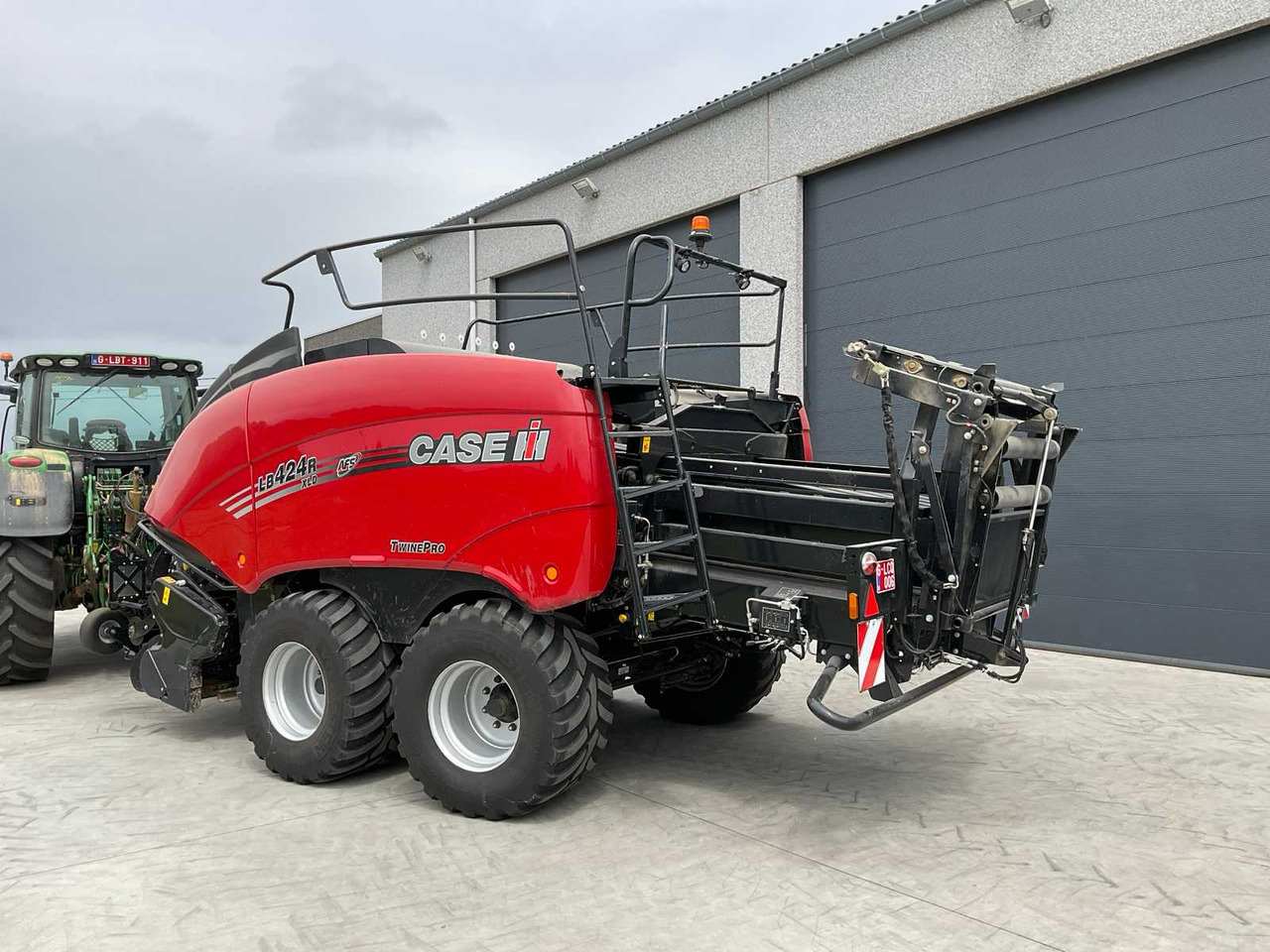 Case IH LB424R XLD - Round baler: picture 3 Case IH LB424R XLD - Round baler: picture 3