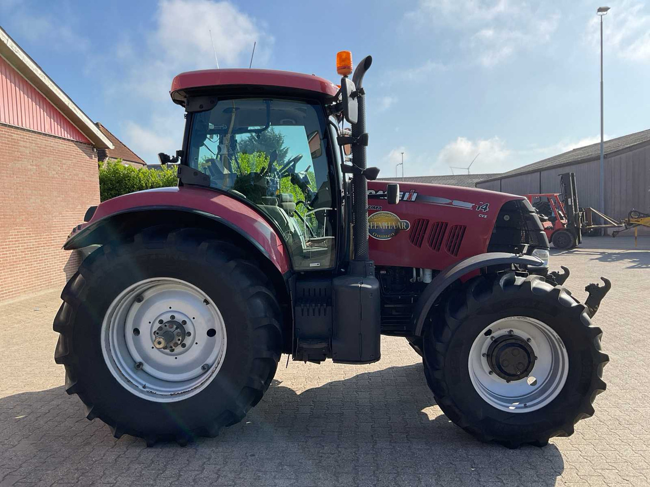Case IH Puma 145 CVX - Farm tractor: picture 5 Case IH Puma 145 CVX - Farm tractor: picture 5