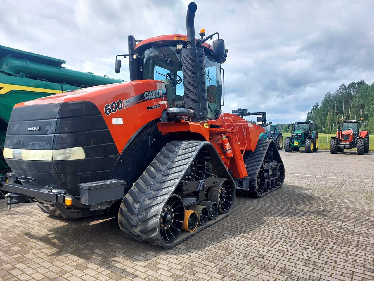 Case Quadtrac 600 - Tracked tractor: picture 2 Case Quadtrac 600 - Tracked tractor: picture 2