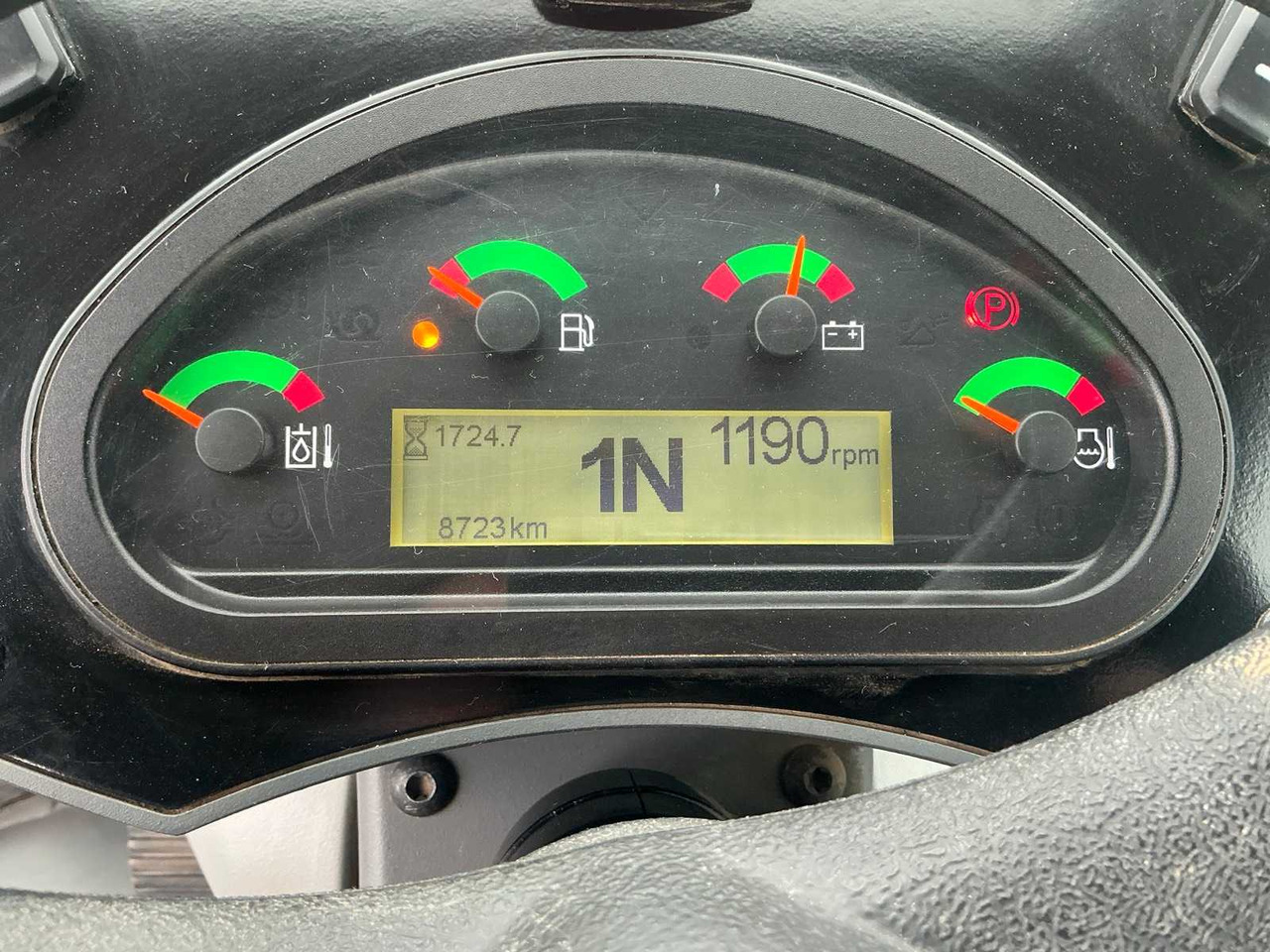 Wheel loader Caterpillar 906M: picture 27