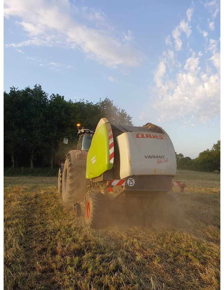 Claas VARIANT 385 - Round baler: picture 1 Claas VARIANT 385 - Round baler: picture 1