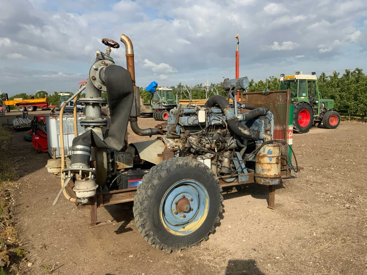 DAF 825 - Irrigation system: picture 2 DAF 825 - Irrigation system: picture 2