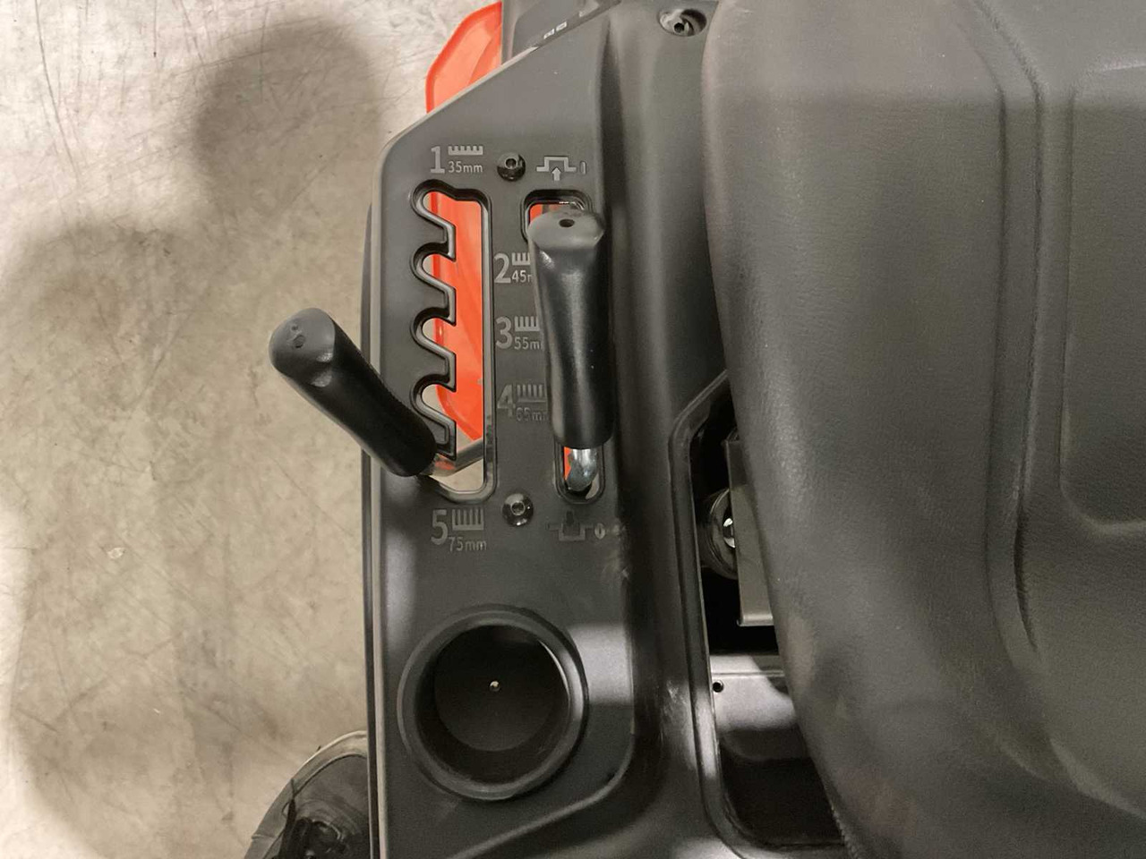 Garden mower Daewoo DAXRM224: picture 16