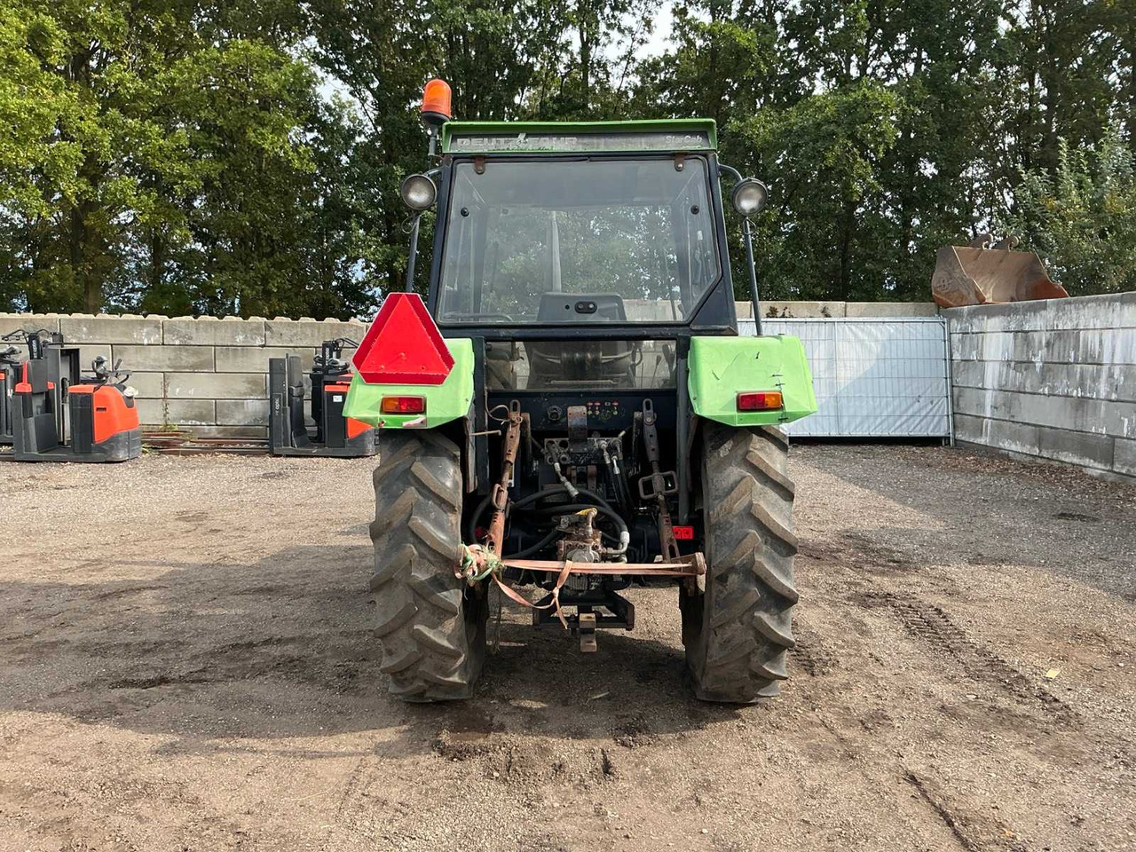 Deutz-Fahr DX3.30 - Farm tractor: picture 4 Deutz-Fahr DX3.30 - Farm tractor: picture 4
