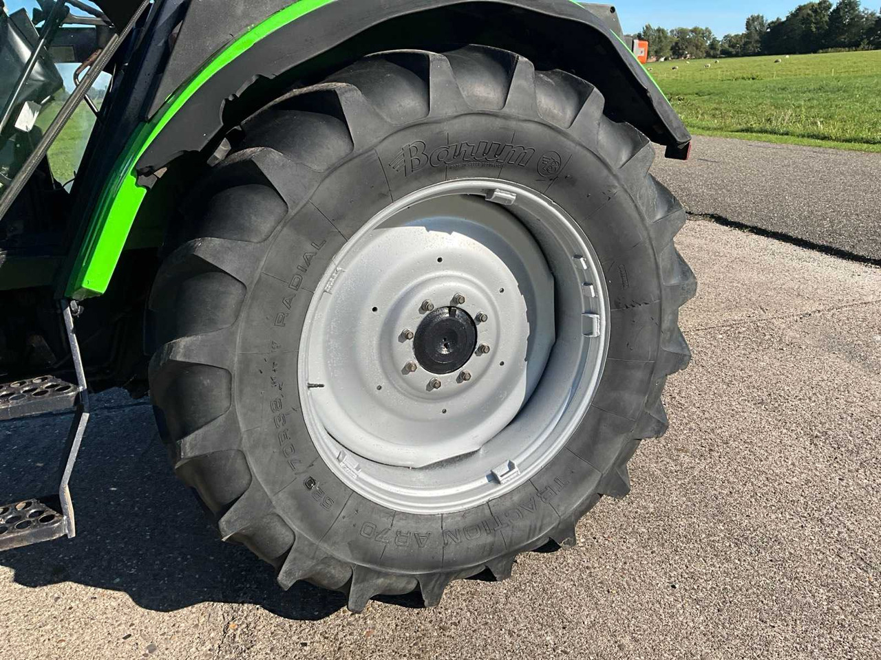 Farm tractor Deutz-fahr DX 6.30: picture 27