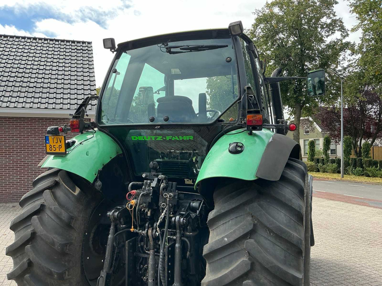 Farm tractor Deutz-fahr: picture 10