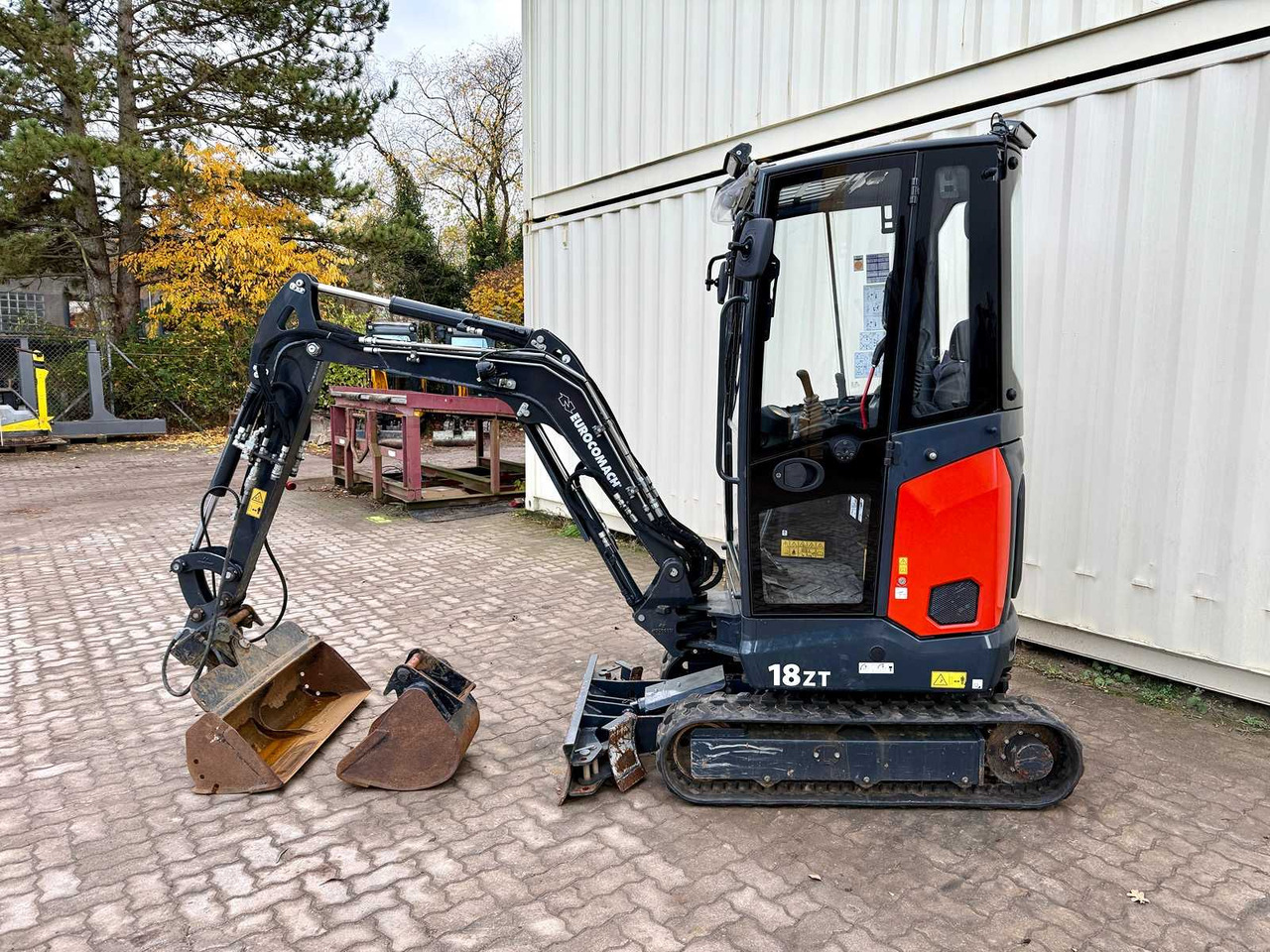 EUROCOMACH - 18ZT - 2022 - MINI EXCAVATOR - Mini excavator: picture 3 EUROCOMACH - 18ZT - 2022 - MINI EXCAVATOR - Mini excavator: picture 3