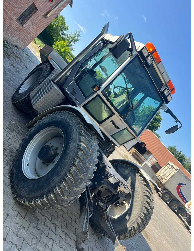 FENDT - Farm tractor: picture 3 FENDT - Farm tractor: picture 3