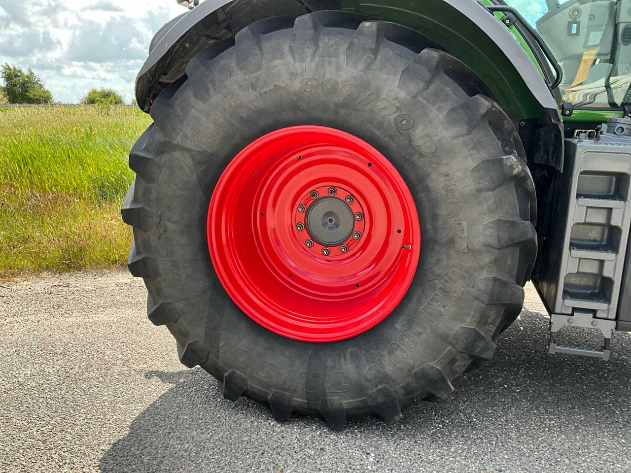 Farm tractor Fendt 828 Vario S4 Profi Plus: picture 24