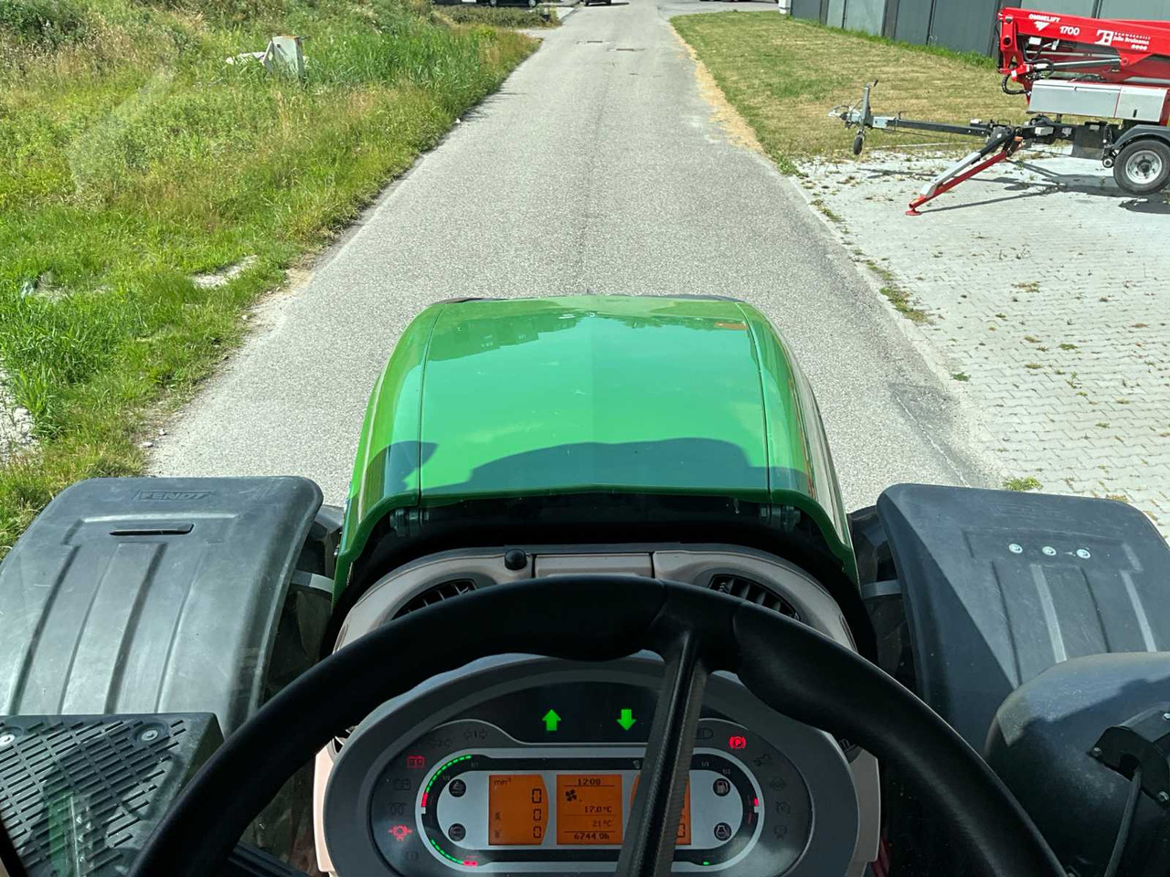 Farm tractor Fendt 828 Vario S4 Profi Plus: picture 40