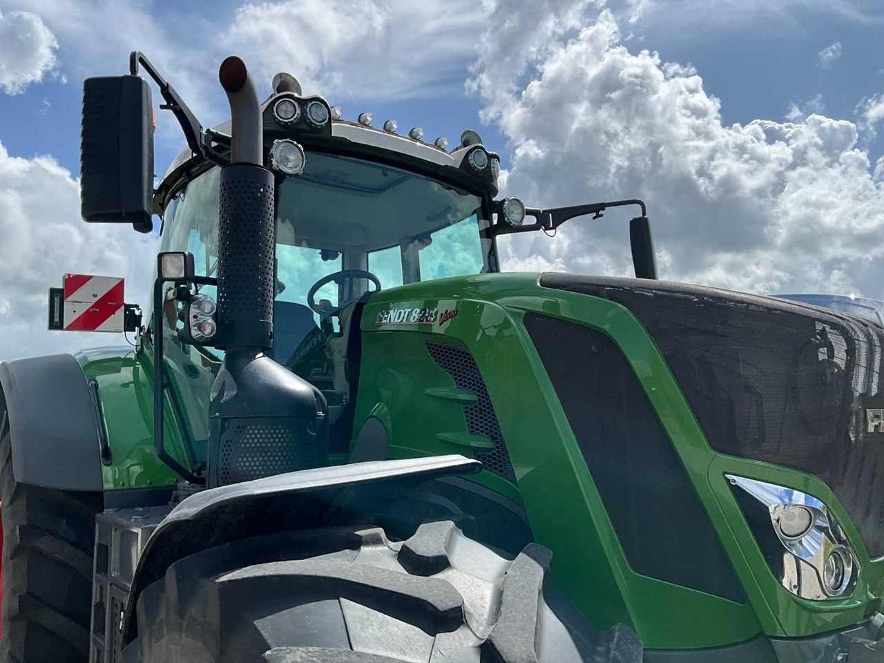 Farm tractor Fendt 828 Vario S4 Profi Plus: picture 11