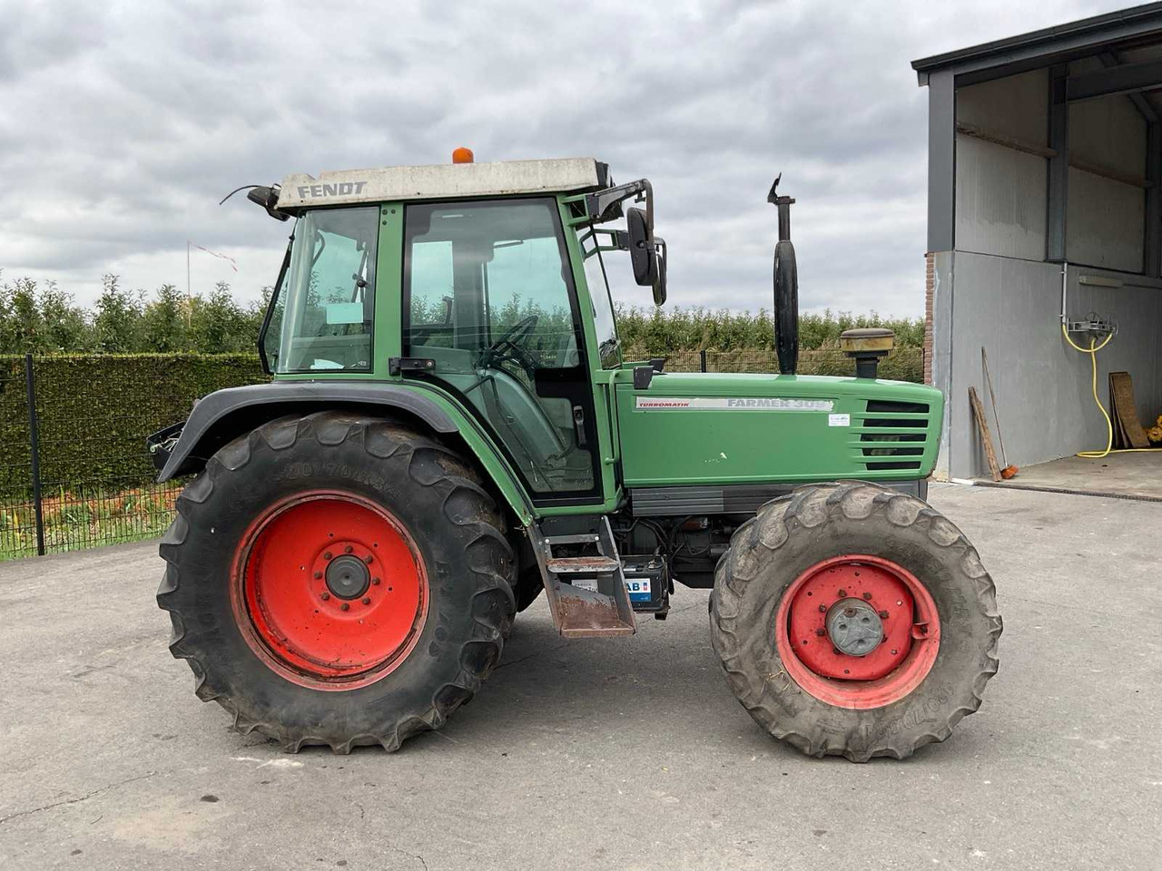 Fendt Farmer 309 - Farm tractor: picture 4 Fendt Farmer 309 - Farm tractor: picture 4