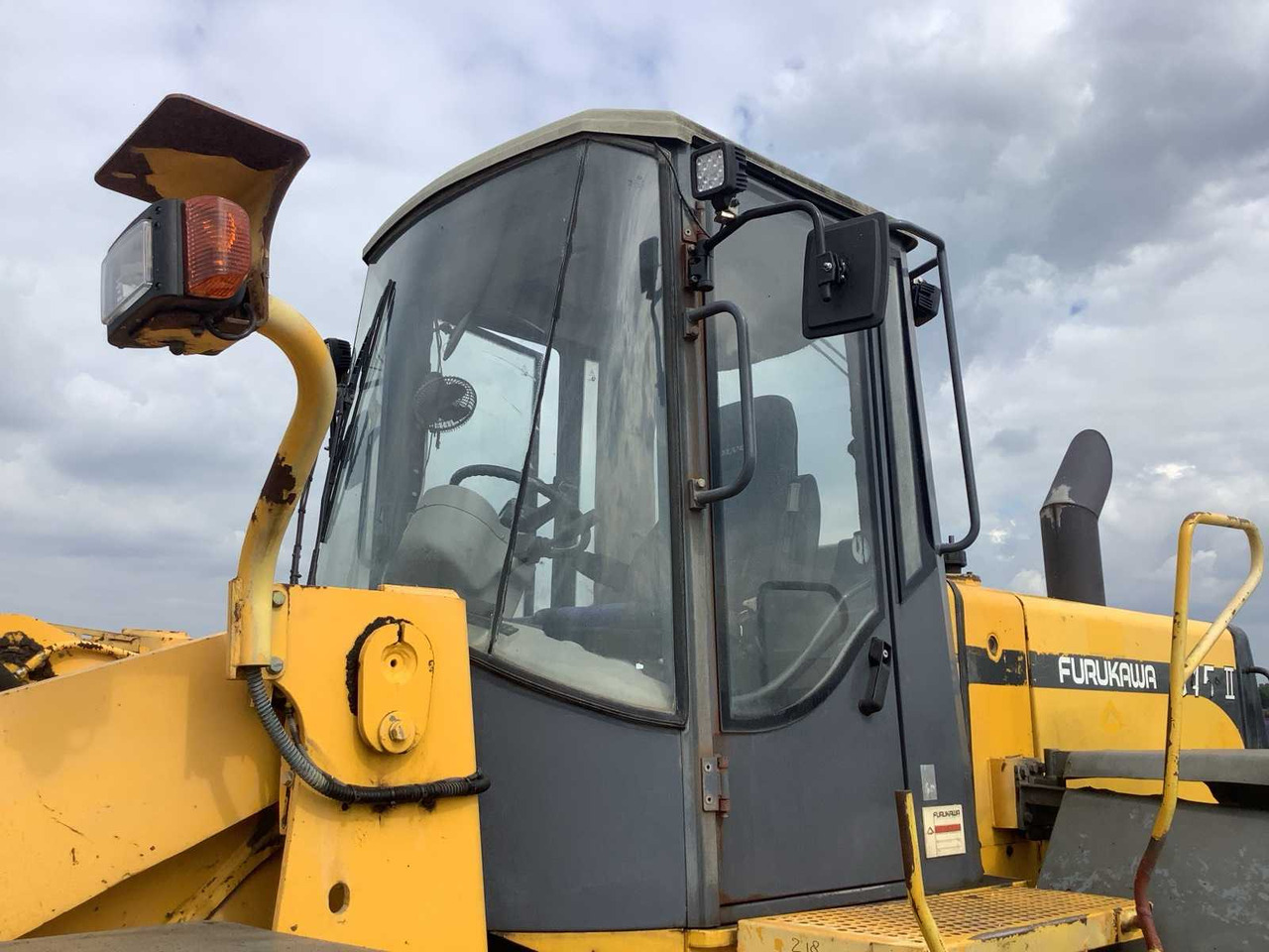 Furukawa 345-II - Wheel loader: picture 5 Furukawa 345-II - Wheel loader: picture 5