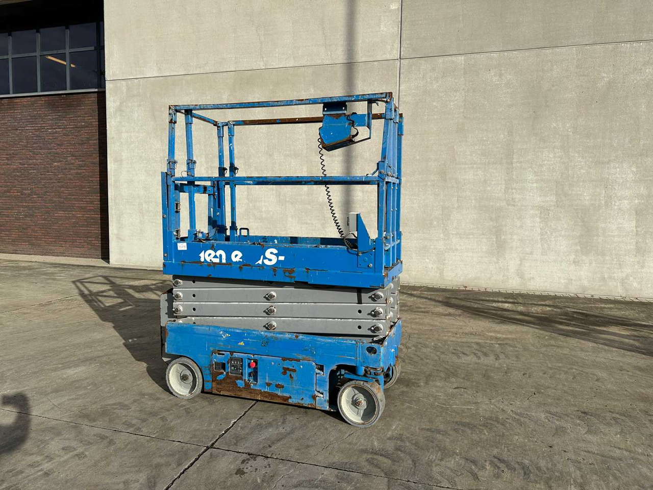 GENIE - 2014 - GS-1930 - AERIAL PLATFORM - SCISSOR LIFT - Aerial platform: picture 5 GENIE - 2014 - GS-1930 - AERIAL PLATFORM - SCISSOR LIFT - Aerial platform: picture 5