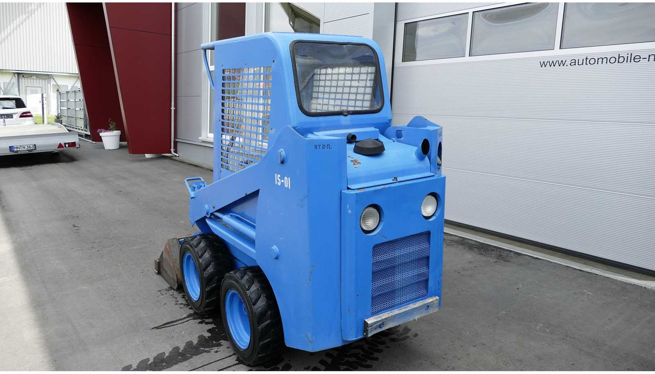 Gehl SL1635 - Skid steer loader: picture 4 Gehl SL1635 - Skid steer loader: picture 4