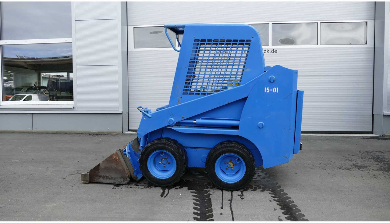 Gehl SL1635 - Skid steer loader: picture 3 Gehl SL1635 - Skid steer loader: picture 3