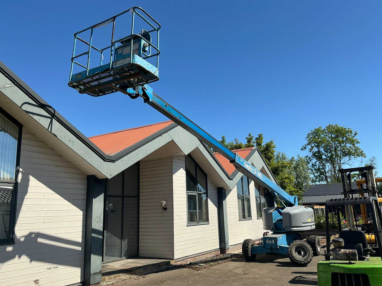 Genie S-40 - Aerial platform: picture 1 Genie S-40 - Aerial platform: picture 1
