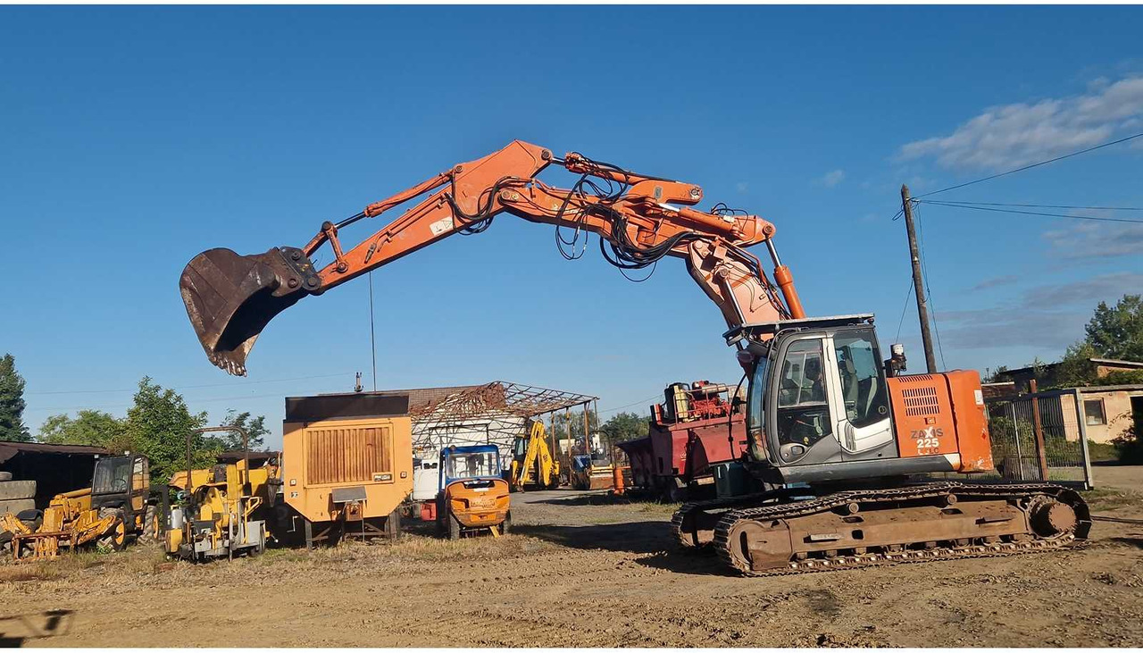 HITACHI Zaxis 225 - Crawler excavator: picture 4 HITACHI Zaxis 225 - Crawler excavator: picture 4
