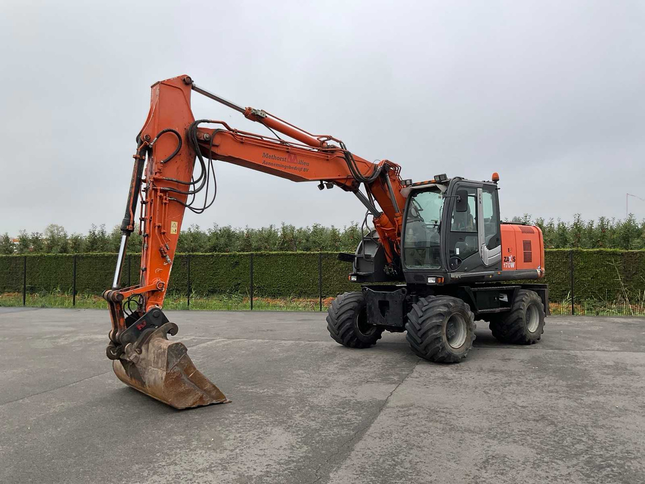 Hitachi ZX-170W-3 - Wheel excavator: picture 2 Hitachi ZX-170W-3 - Wheel excavator: picture 2