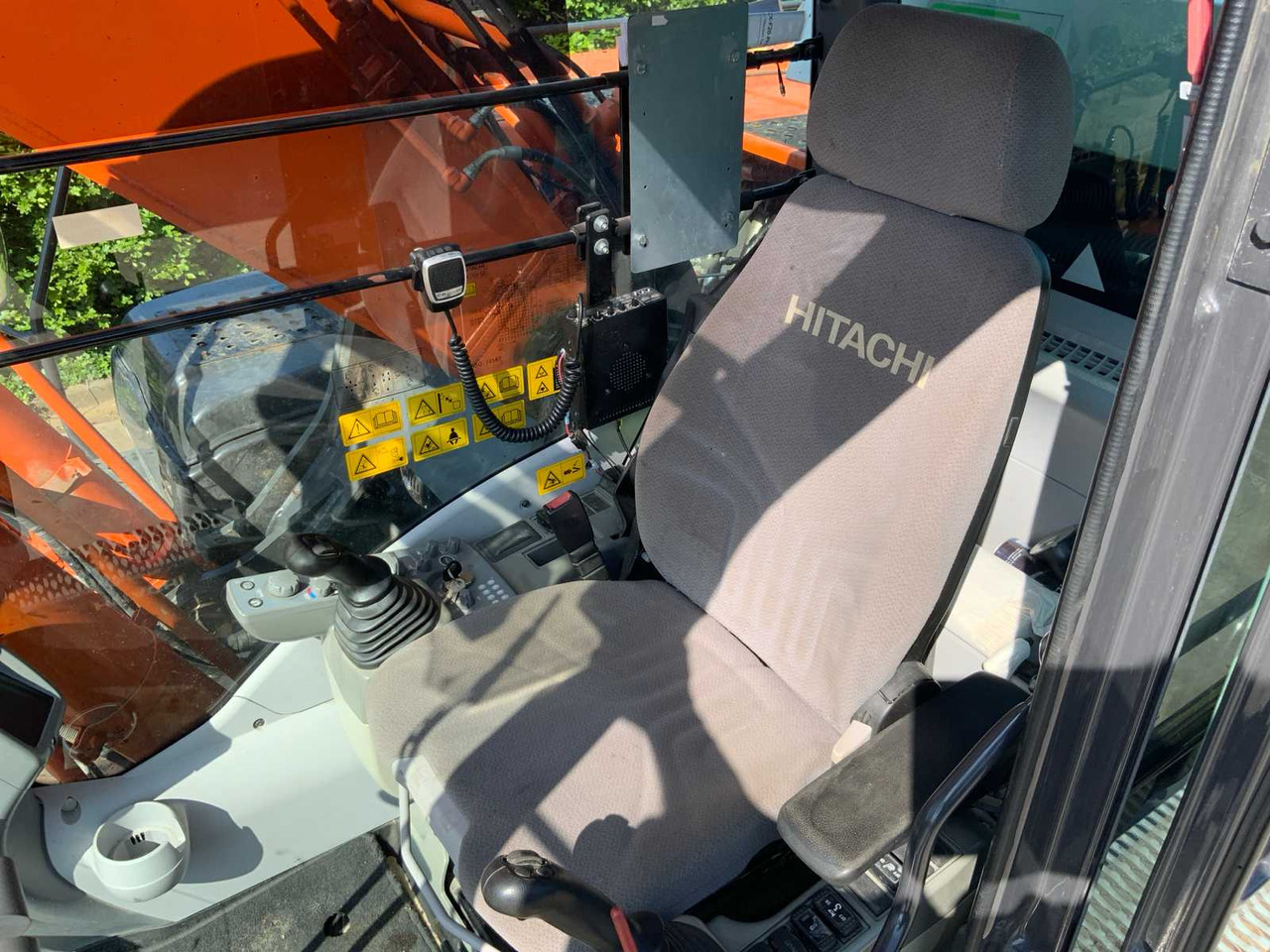 Crawler excavator Hitachi ZX350LC-5B: picture 38