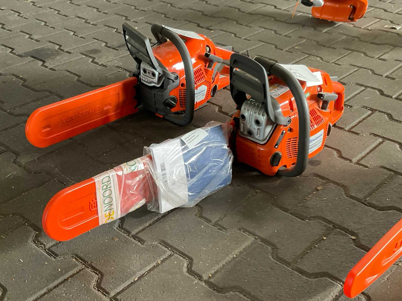 Husqvarna 460 Rancher - Garden equipment: picture 2 Husqvarna 460 Rancher - Garden equipment: picture 2