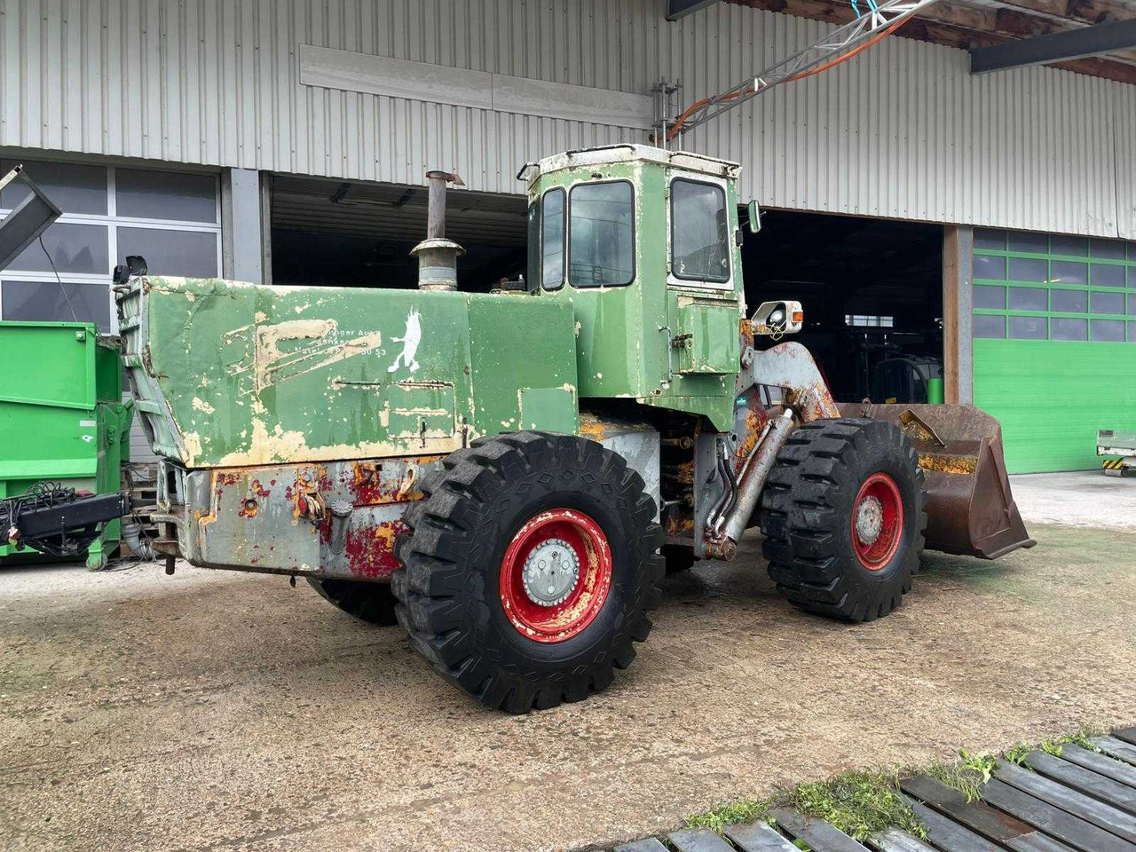 INTERNATIONAL - 530 AI - SHOVEL - 1986 - Wheel loader: picture 4 INTERNATIONAL - 530 AI - SHOVEL - 1986 - Wheel loader: picture 4