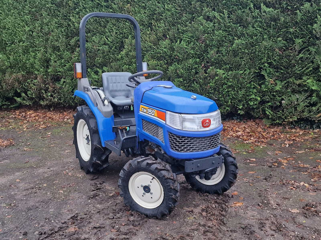 Iseki TM 150 - Municipal tractor: picture 5 Iseki TM 150 - Municipal tractor: picture 5