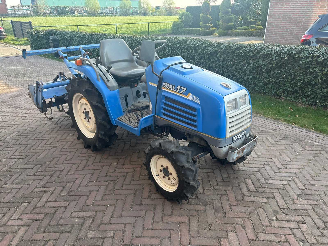 Iseki Trekker - Compact tractor: picture 4 Iseki Trekker - Compact tractor: picture 4