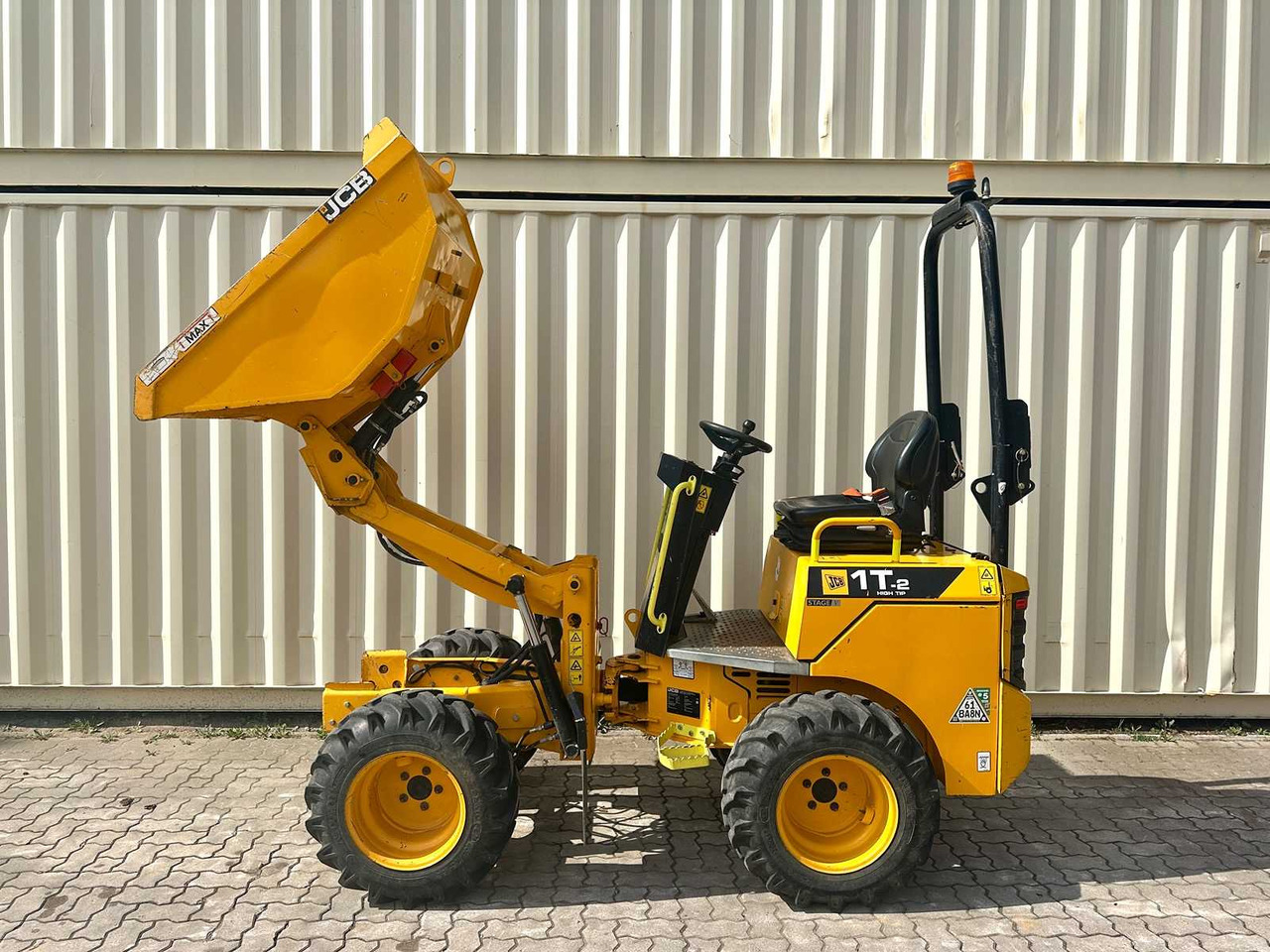 JCB - 1T-2 HIGH TIP - 2020 - DUMPER - Mini dumper: picture 2 JCB - 1T-2 HIGH TIP - 2020 - DUMPER - Mini dumper: picture 2