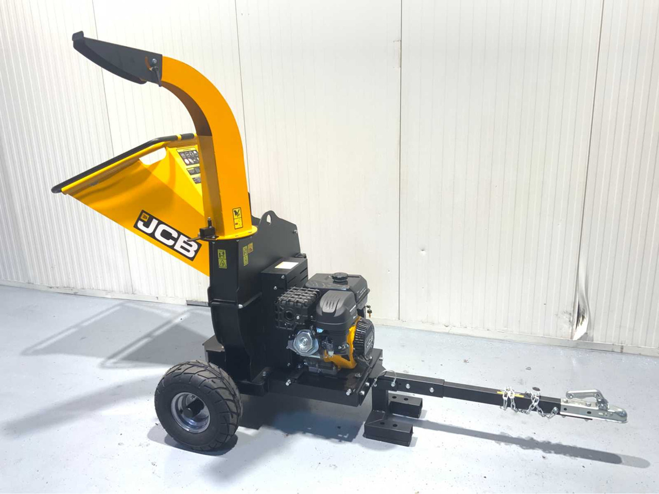 Wood chipper JCB CH150120PE: picture 13