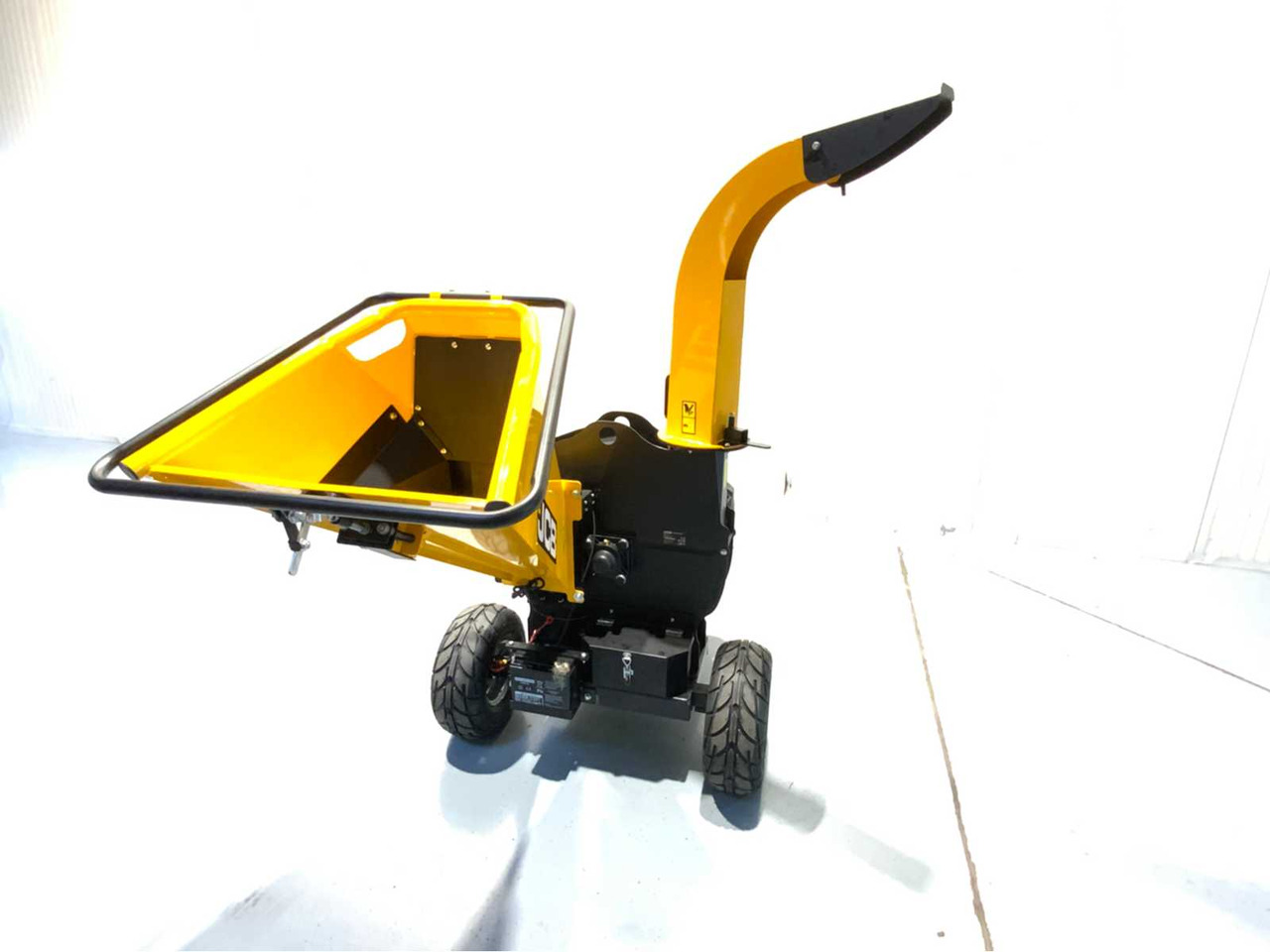 Wood chipper JCB CH150120PE: picture 9