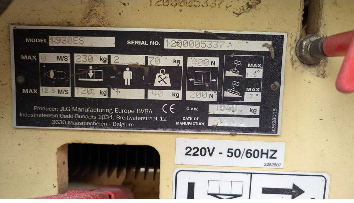 JLG - 1930ES - AERIAL WORK PLATFORMS (NO. 28367) - 2005 - Aerial platform: picture 5 JLG - 1930ES - AERIAL WORK PLATFORMS (NO. 28367) - 2005 - Aerial platform: picture 5