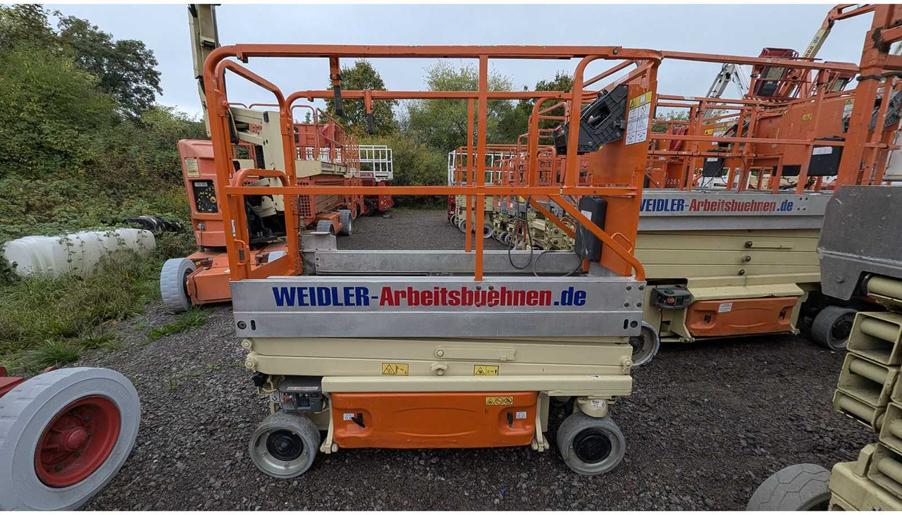 JLG - 1930ES - AERIAL WORK PLATFORMS (NO. 28371) - 2005 - Aerial platform: picture 1 JLG - 1930ES - AERIAL WORK PLATFORMS (NO. 28371) - 2005 - Aerial platform: picture 1