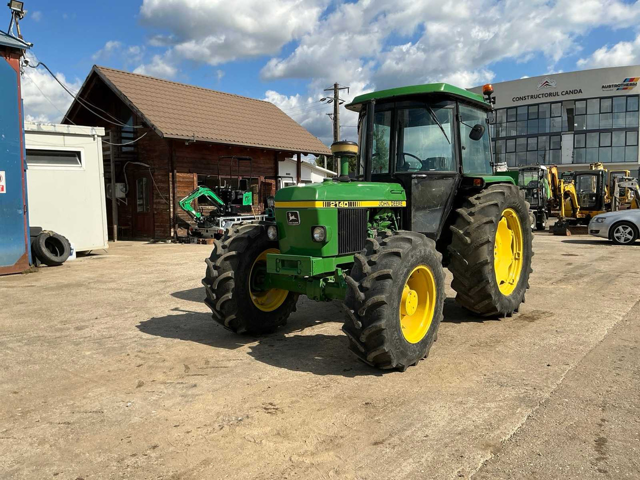 JOHN DEERE 2140 - Farm tractor: picture 2 JOHN DEERE 2140 - Farm tractor: picture 2