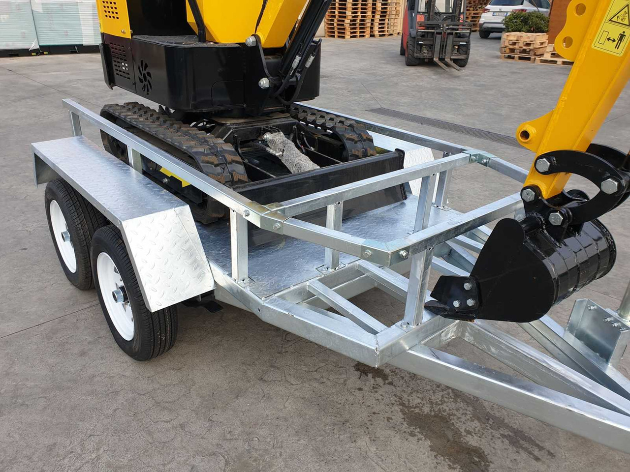 JPC TRAILER - Mini excavator: picture 2 JPC TRAILER - Mini excavator: picture 2
