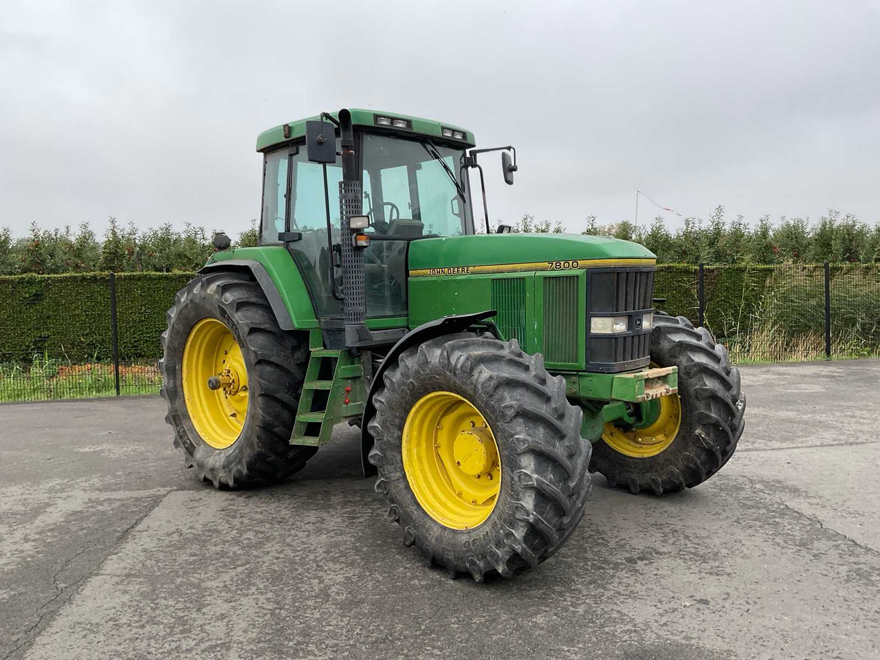 John Deere 7800 - Farm tractor: picture 1 John Deere 7800 - Farm tractor: picture 1