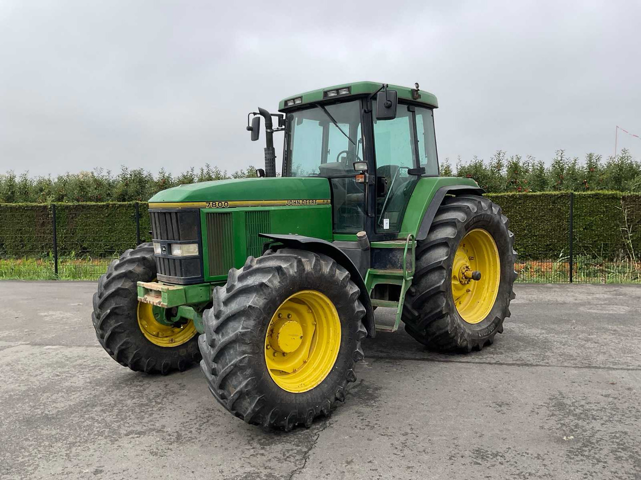 John Deere 7800 - Farm tractor: picture 2 John Deere 7800 - Farm tractor: picture 2