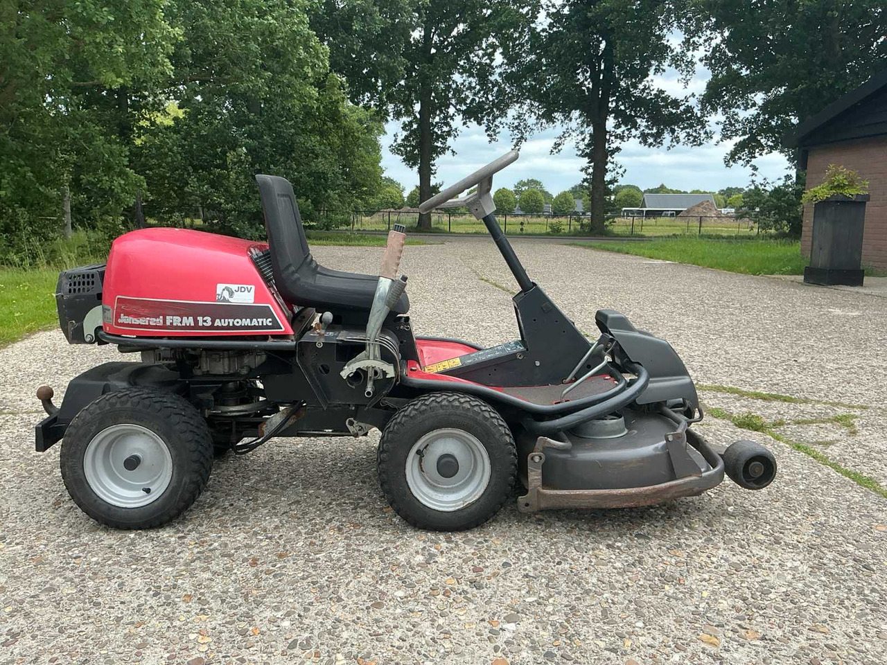 Garden mower Jonsered FRM 13 automatic: picture 6