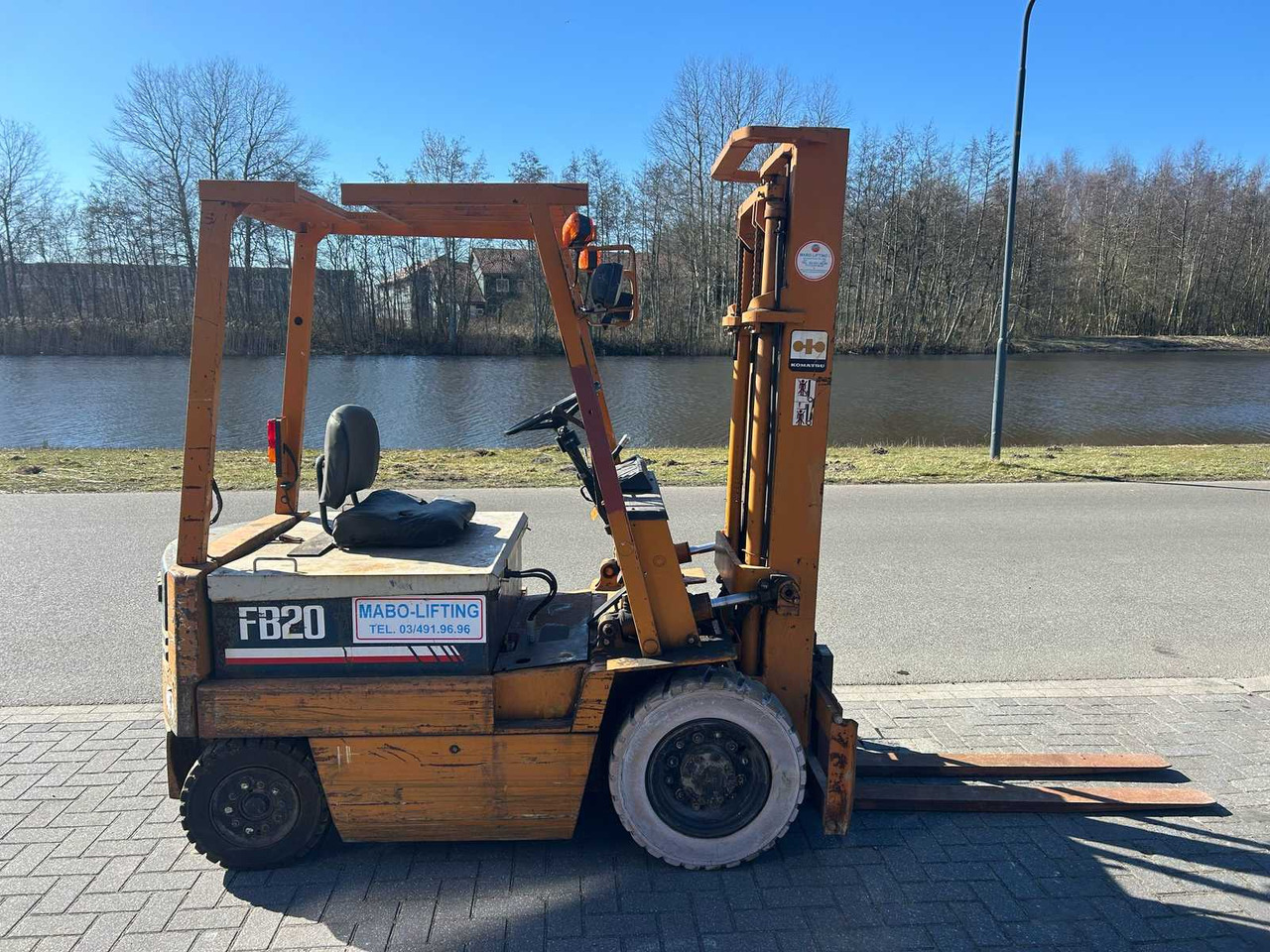 KOMATSU FB20-3 FORKLIFT - Forklift: picture 2 KOMATSU FB20-3 FORKLIFT - Forklift: picture 2
