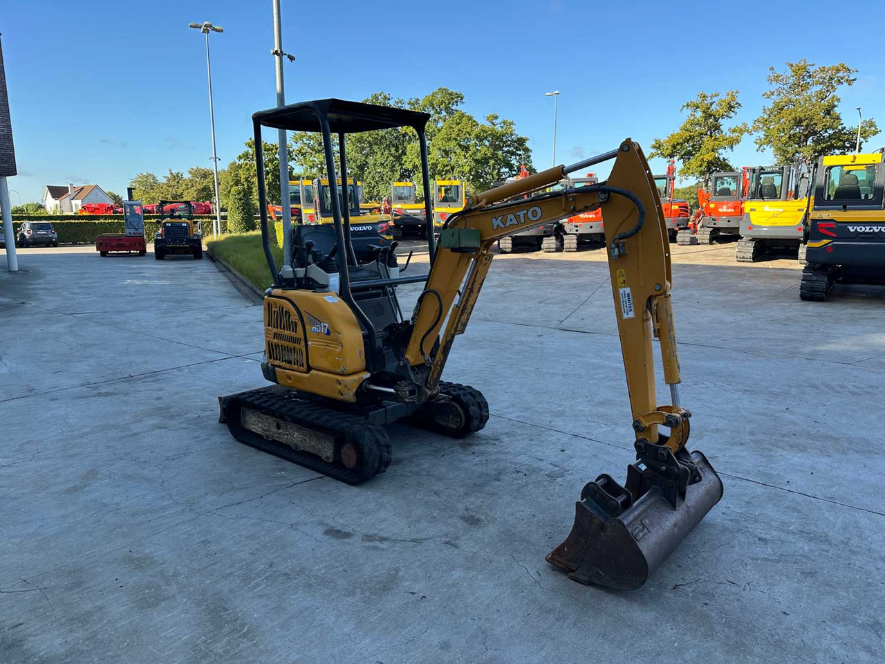 Kato 17VXE - Mini excavator: picture 3 Kato 17VXE - Mini excavator: picture 3