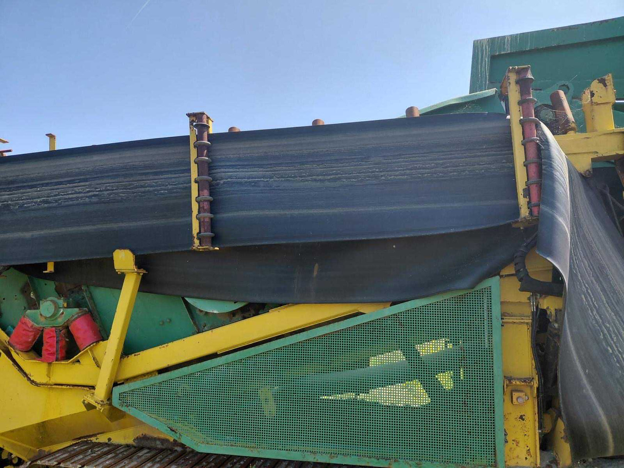 Keestrack - Screener: picture 5 Keestrack - Screener: picture 5