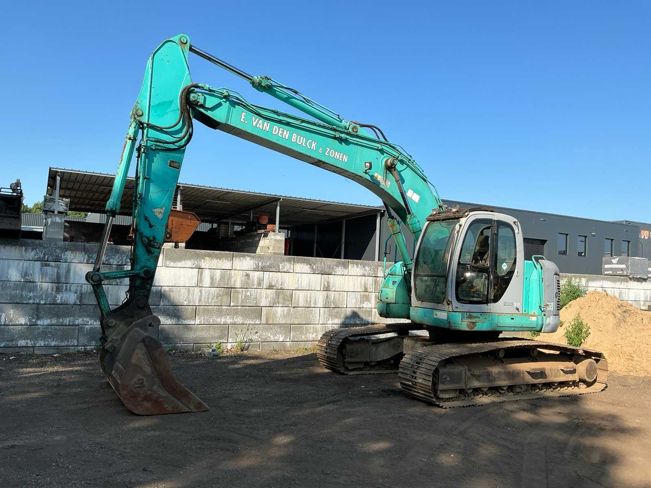 Kobelco SK235SR - Crawler excavator: picture 1 Kobelco SK235SR - Crawler excavator: picture 1