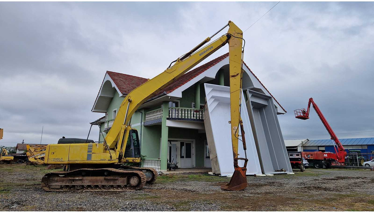 Komatsu 2002 KOMATSU PC 210 LC LONG REACH TRACKED EXCAVATOR - Crawler excavator: picture 4 Komatsu 2002 KOMATSU PC 210 LC LONG REACH TRACKED EXCAVATOR - Crawler excavator: picture 4