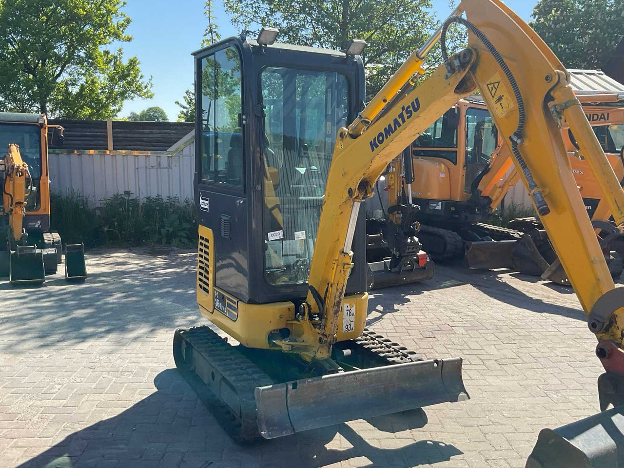 Komatsu Excabator/PC16 R 3Hs - Crawler excavator: picture 3 Komatsu Excabator/PC16 R 3Hs - Crawler excavator: picture 3
