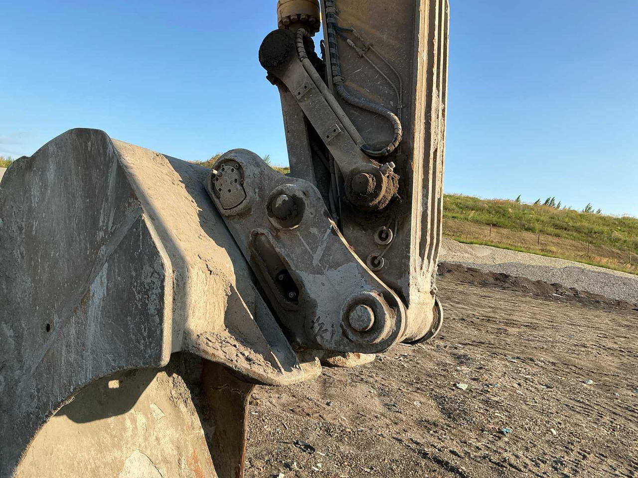 Crawler excavator Komatsu HB215 Hybrid: picture 13