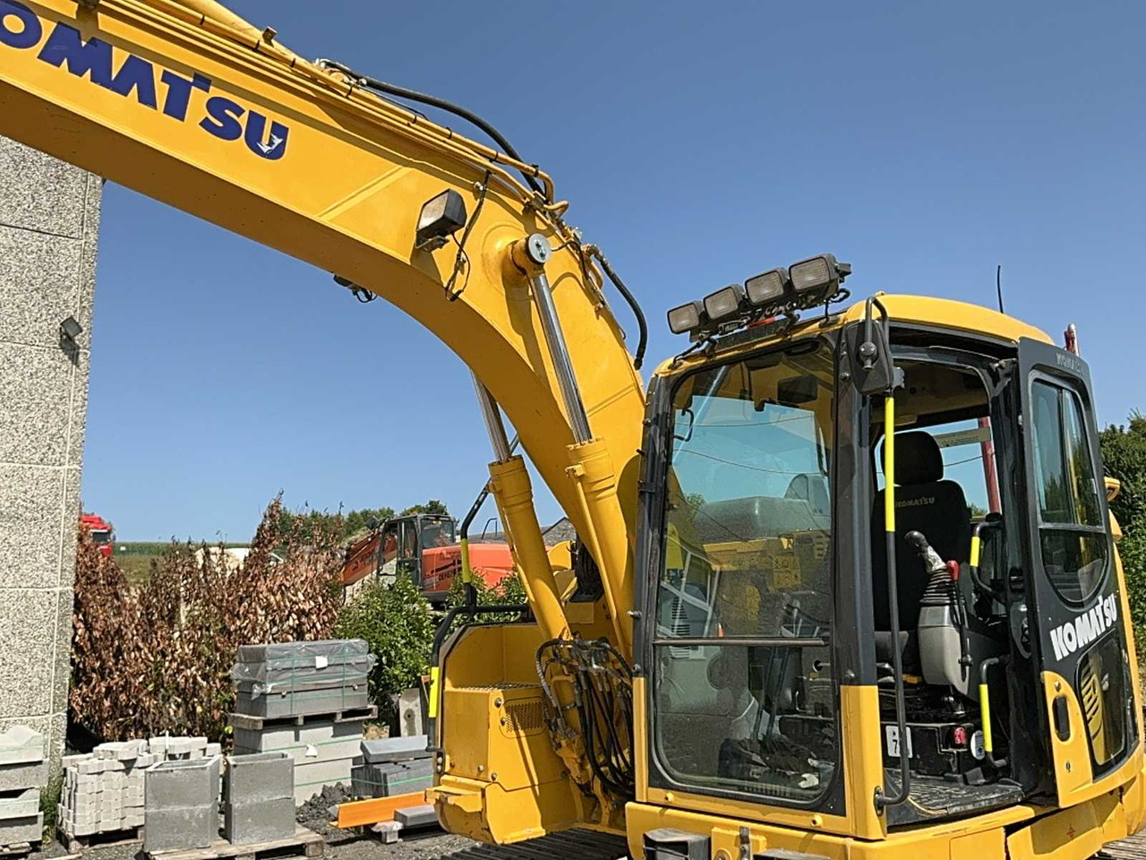 Crawler excavator Komatsu PC138 us-11: picture 27