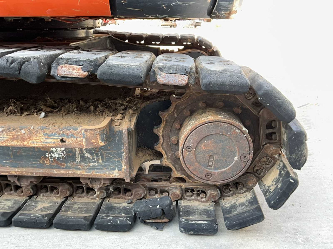 Crawler excavator Komatsu PC80MR-3: picture 15