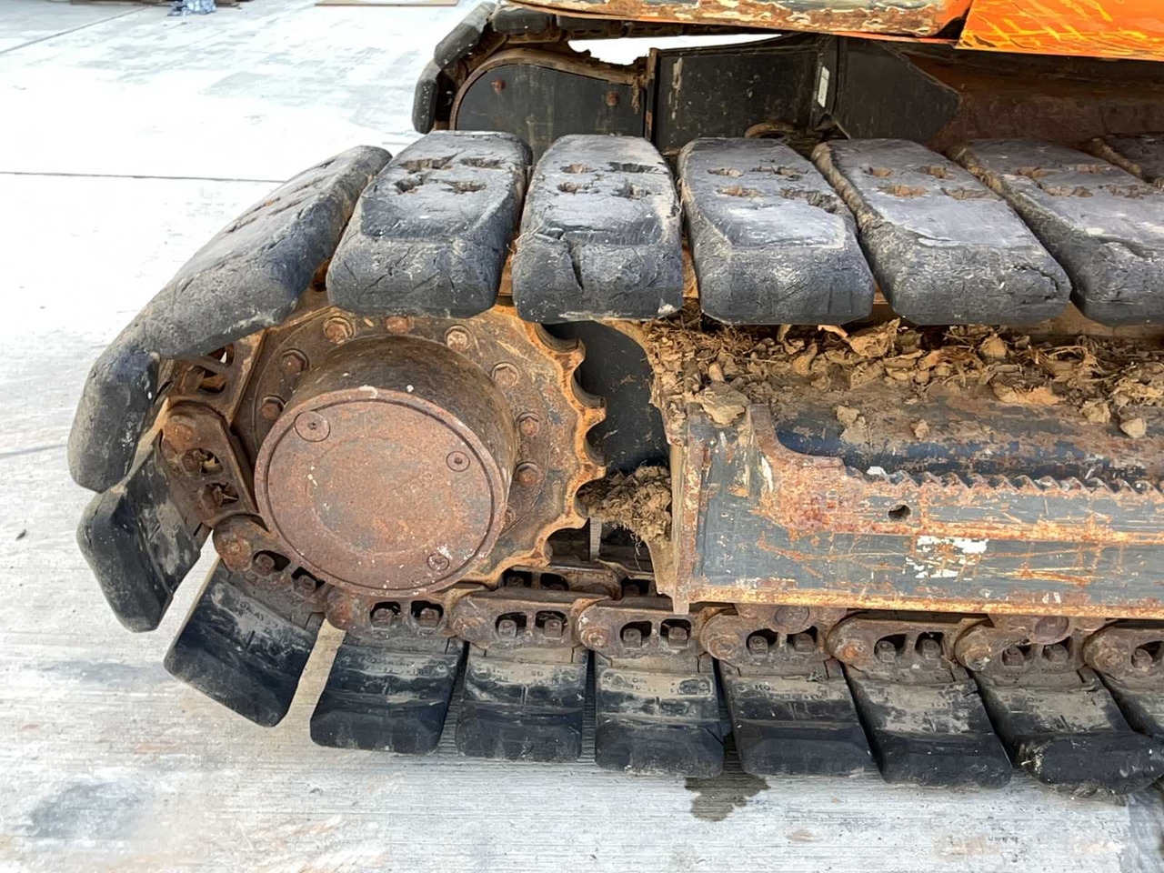 Crawler excavator Komatsu PC80MR-3: picture 26