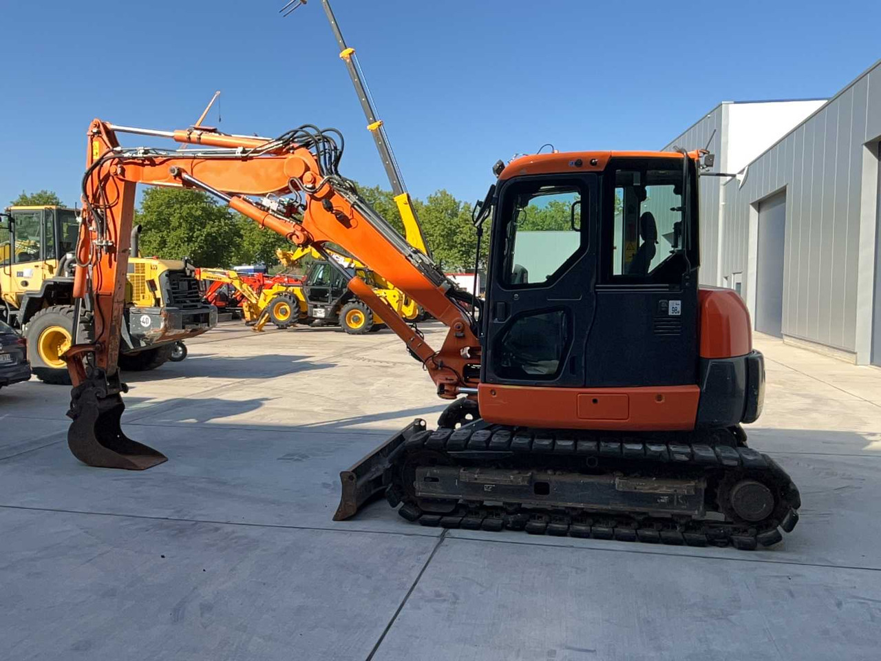 Crawler excavator Komatsu PC80MR-3: picture 8